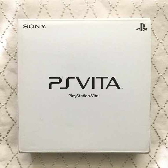 Assassin's Creed III Liberation PlayStation Vita Wi-Fi Bundle PS Vita 10… - Picture 1 of 16